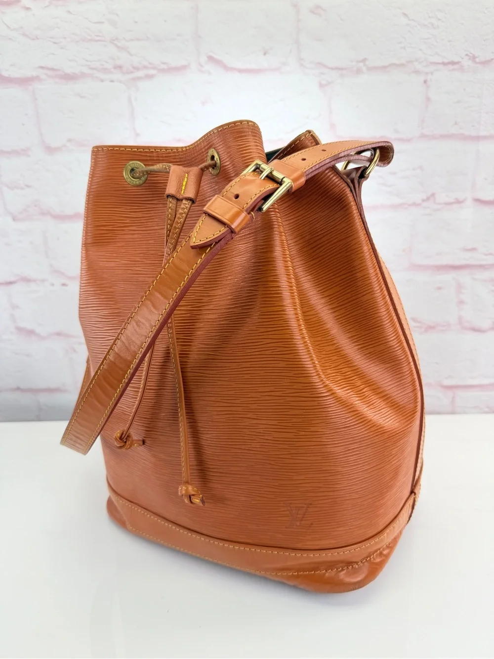 Louis Vuitton Epi Noe GM Bucket Large Bag